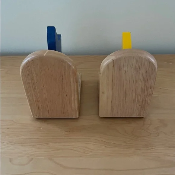 Children’s Star and Moon Wooden Bookends - Picture 2 of 4
